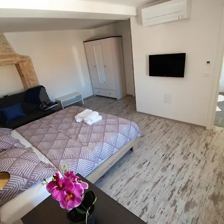 Villa Villa Mandy Four-Bedroom Holiday House Rovinjsko Selo