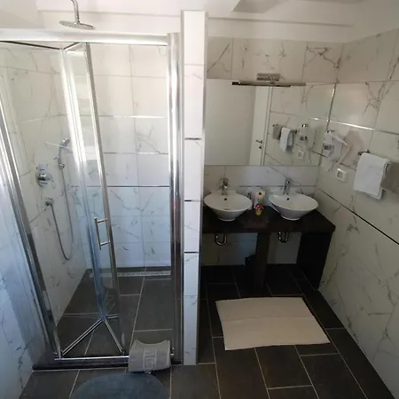 Villa Mandy Four-Bedroom Holiday House Villa Rovinjsko Selo