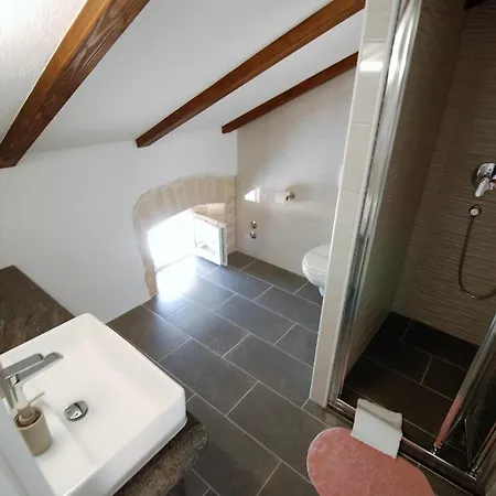Villa Villa Mandy Four-Bedroom Holiday House